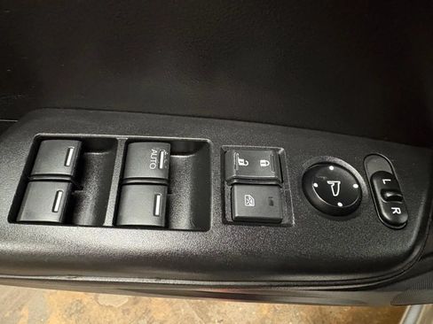 Used 2015 Honda Civic EX image 32