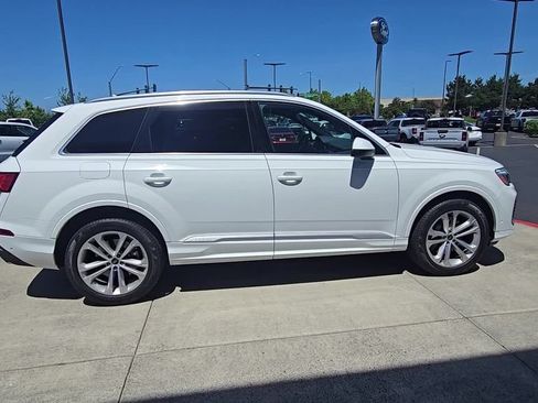 Used 2025 Audi Q7 3.0T Premium Plus AWD/4WD image 5