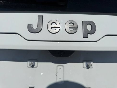 New 2026 Jeep Cherokee Limited AWD/4WD image 17