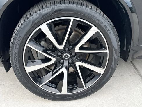 Used 2023 Volvo XC90 B5 Plus w/ Protection Package Premier AWD/4WD image 12