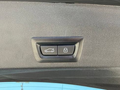 Used 2023 BMW XM w/ M Driver's Package AWD/4WD image 18