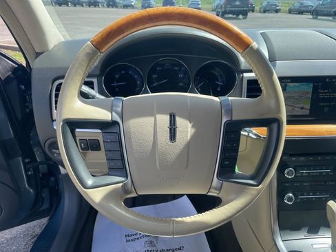 Used 2012 Lincoln MKZ image 24