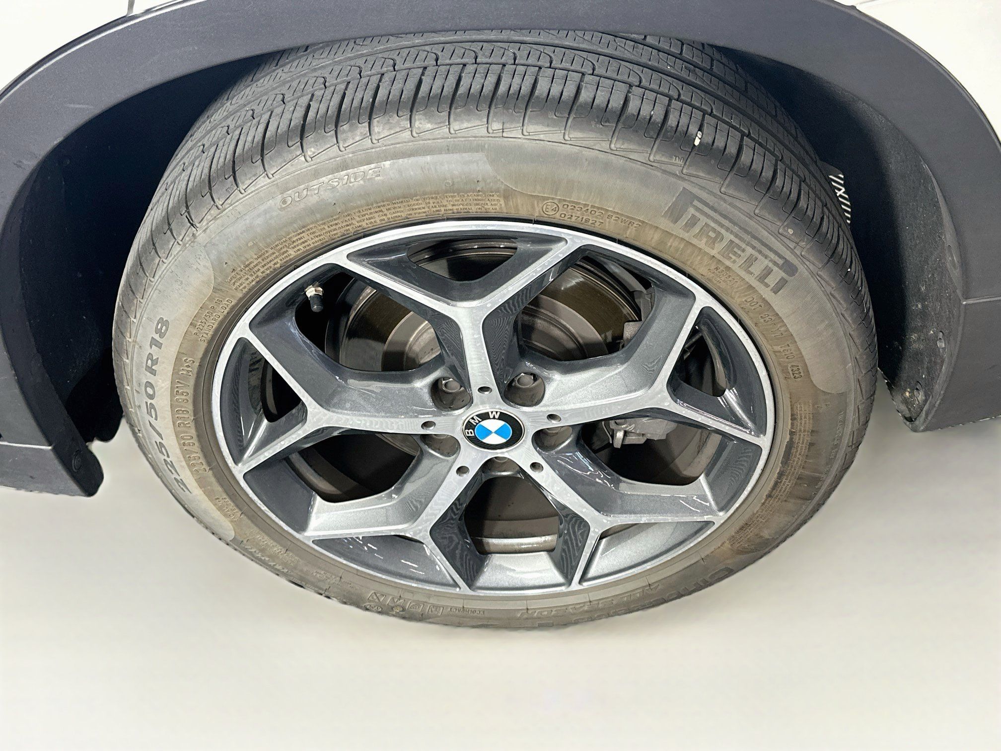 Used 2018 BMW X1 sDrive28i w/ Convenience Package FWD image 11