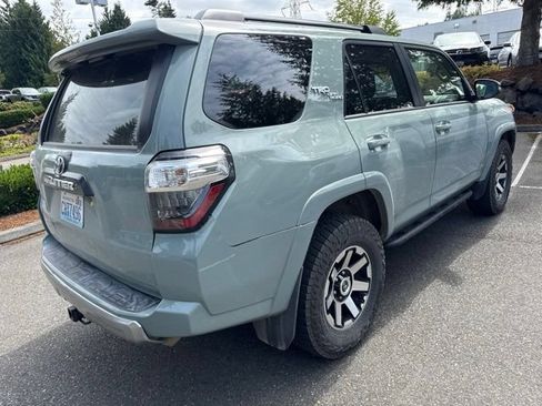 Used 2023 Toyota 4Runner TRD Off-Road Premium AWD/4WD image 4