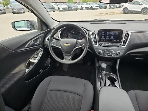 Used 2022 Chevrolet Malibu LS FWD image 23