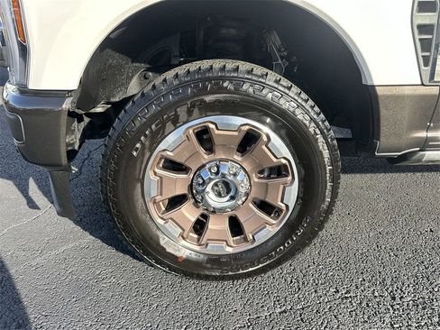 Used 2024 Ford F350 King Ranch image 10