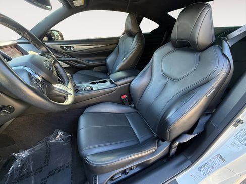 Used 2021 INFINITI Q60 3.0t Luxe w/ Essential Package image 10