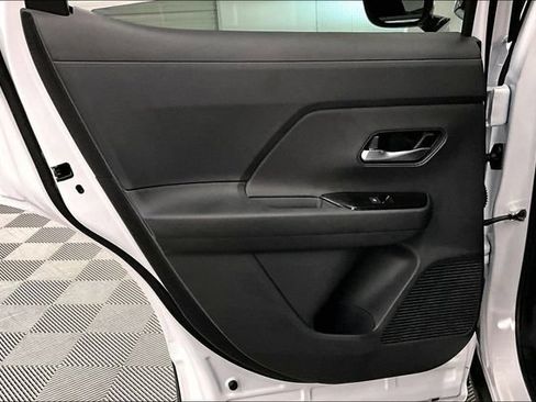 New 2026 Nissan Kicks SV w/ Cold Weather Package AWD/4WD image 33