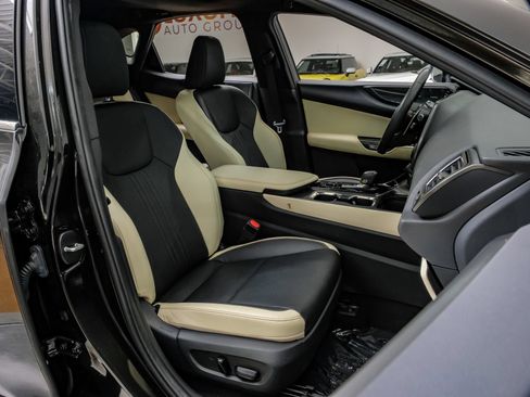 Used 2024 Lexus NX 250 FWD image 38