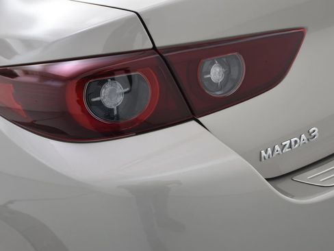 New 2026 MAZDA MAZDA3 2.5 S Sedan w/ Preferred Pkg FWD image 36