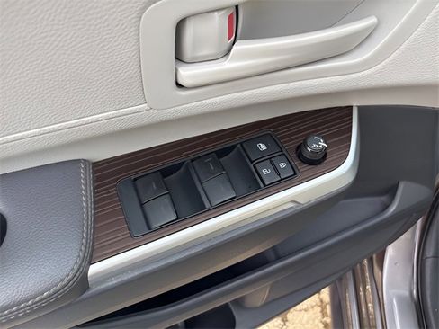 Used 2022 Toyota Sienna LE image 20