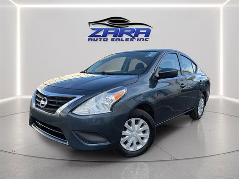 Used 2017 Nissan Versa S Plus FWD image 1