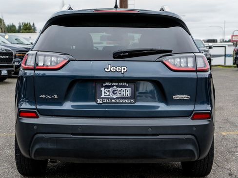 Used 2020 Jeep Cherokee Latitude Plus w/ Comfort/Convenience Group image 10