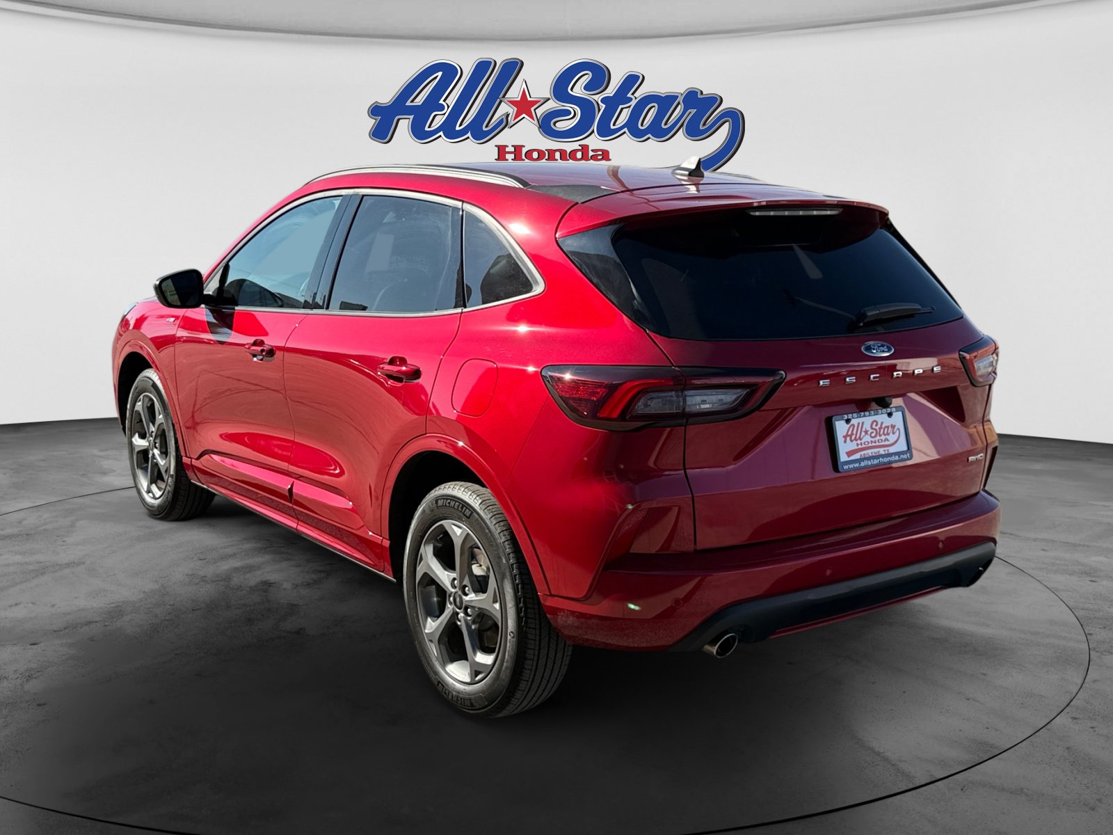 Used 2024 Ford Escape ST-Line w/ Tech Pack #1 AWD/4WD image 7