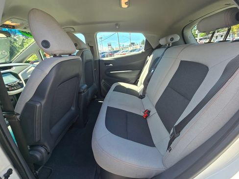 Used 2020 Chevrolet Bolt LT FWD image 16
