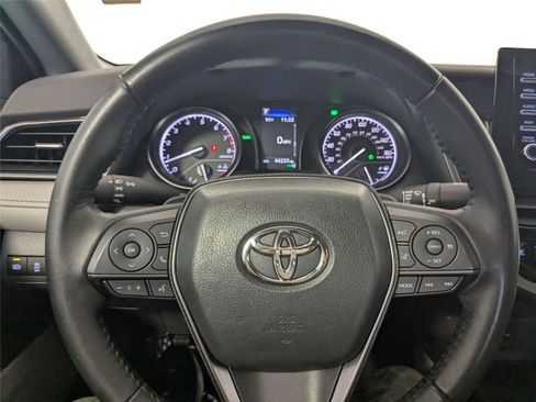 Used 2023 Toyota Camry SE w/ Convenience Package FWD image 16