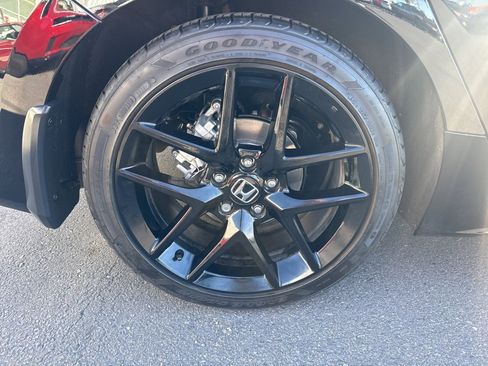 Used 2024 Honda Civic Sport image 10