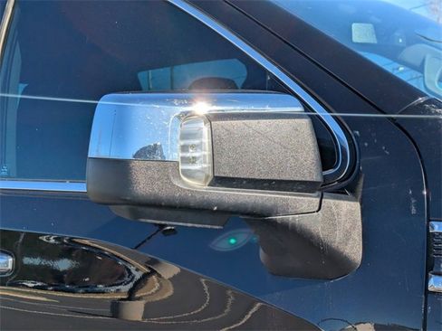 Used 2021 GMC Sierra 1500 SLT image 12