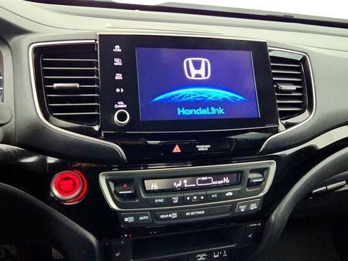 Used 2022 Honda Ridgeline Black Edition image 17