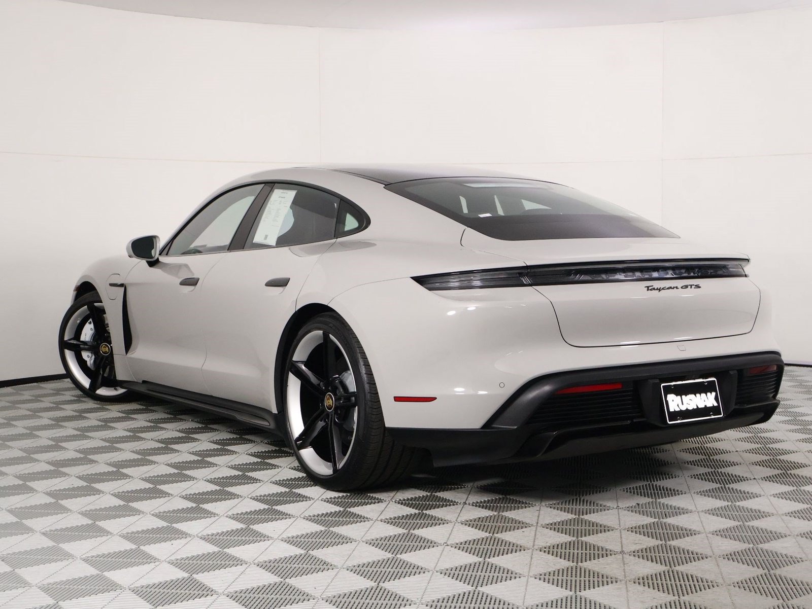 Certified 2023 Porsche Taycan GTS AWD/4WD image 3