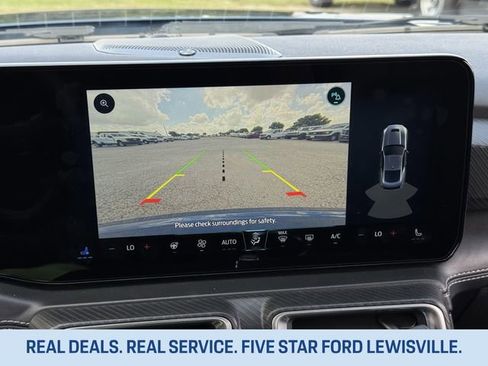 Used 2024 Ford Mustang GT Premium image 17