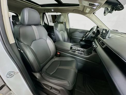 Used 2025 Honda Pilot Touring image 35
