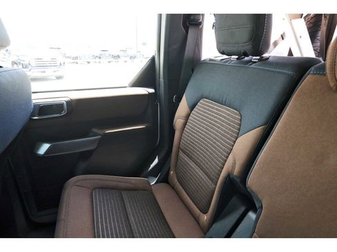 Used 2023 Ford Bronco Outer Banks AWD/4WD image 9