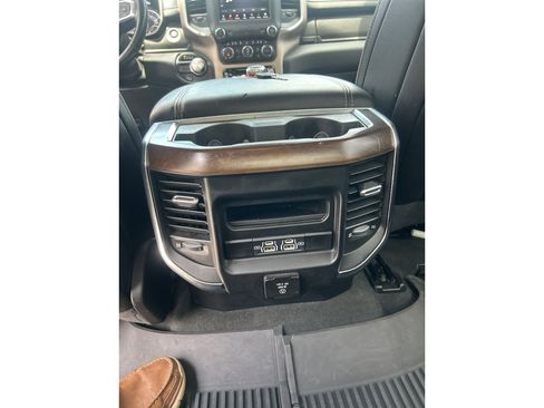 Used 2021 RAM 1500 Laramie RWD image 10