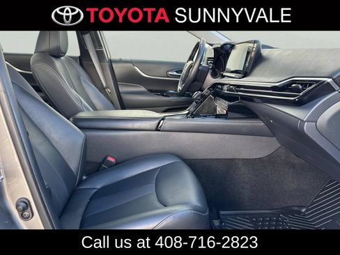 Used 2021 Toyota Mirai w/ Advanced Technology Package RWD image 19