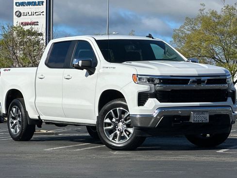 Used 2026 Chevrolet Silverado 1500 LT w/ All Star Edition Plus AWD/4WD image 2