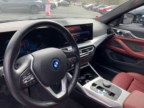 Used 2023 BMW i4 eDrive35 w/ Premium Package image 18