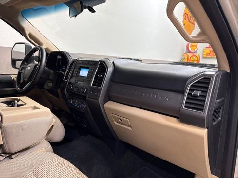 Used 2017 Ford F350 XLT w/ XLT Value Package image 56