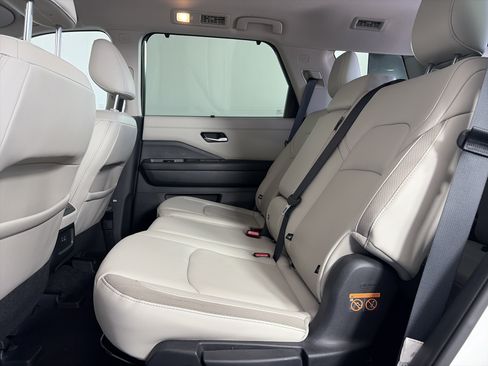 Certified 2023 Nissan Pathfinder SL AWD/4WD image 7