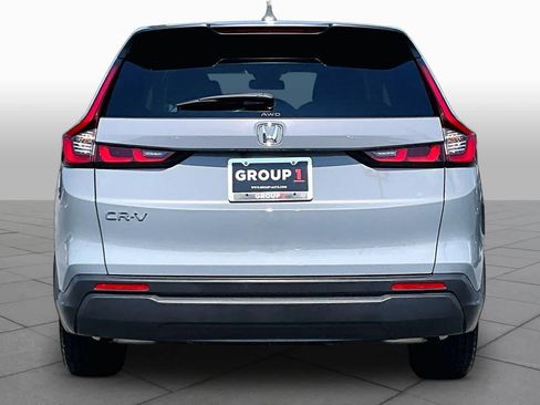 Used 2024 Honda CR-V EX image 5