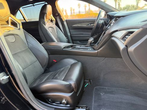 Used 2017 Cadillac CTS V w/ Luxury Package image 41