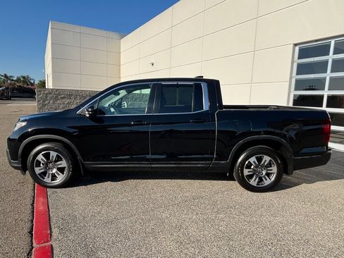 Used 2017 Honda Ridgeline RTL-T image 8