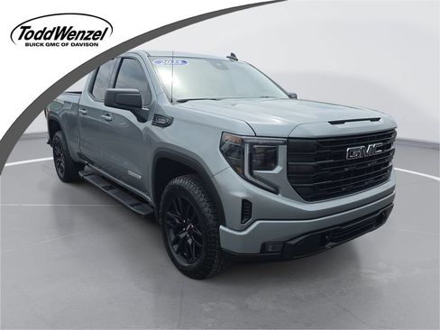 Used 2025 GMC Sierra 1500 Elevation AWD/4WD image 1