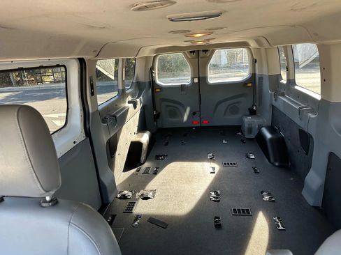 Used 2016 Ford Transit 350 XL image 19