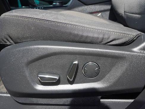 Used 2016 Ford Explorer XLT AWD/4WD image 23