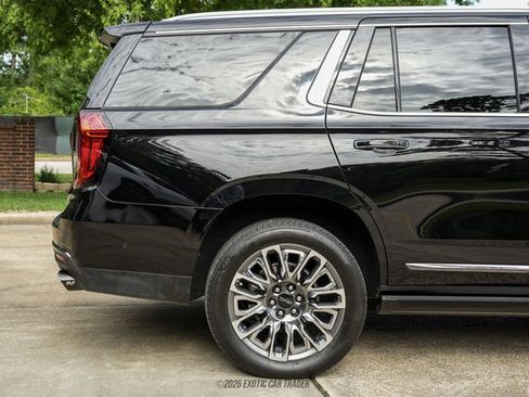 Used 2024 GMC Yukon Denali Ultimate w/ LPO, Floor Liner Package AWD/4WD image 10