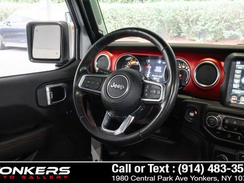 Used 2023 Jeep Wrangler Unlimited Rubicon w/ LED Lighting Group AWD/4WD image 42