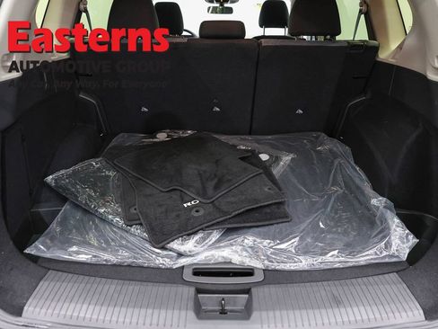 Used 2023 Nissan Rogue SV AWD/4WD image 9