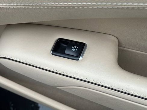 Used 2015 Mercedes-Benz SL 63 AMG image 21