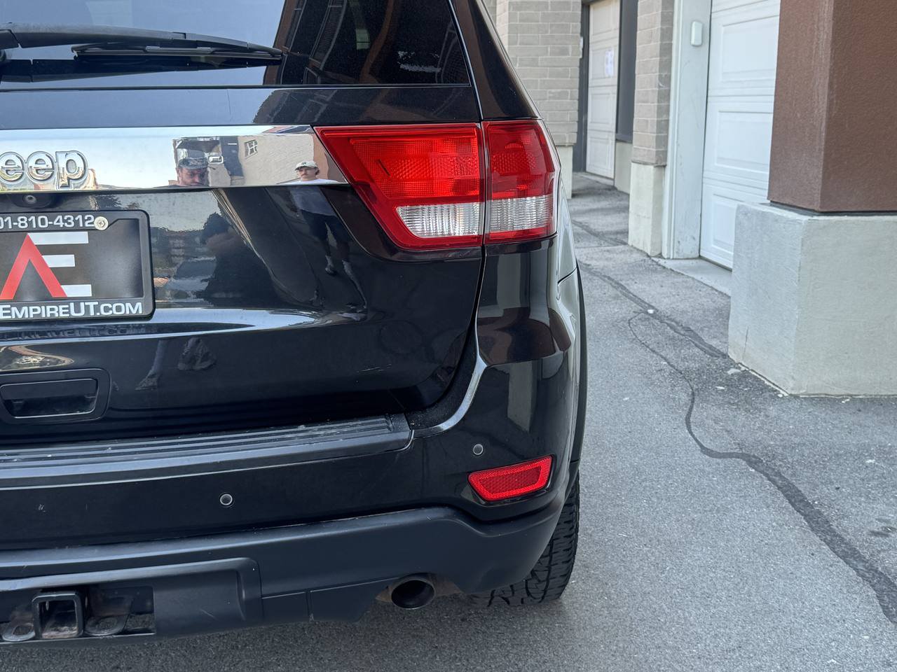 Used 2012 Jeep Grand Cherokee Laredo AWD/4WD image 5
