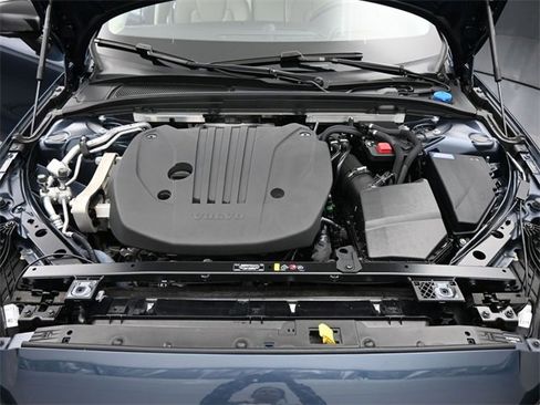 Used 2024 Volvo S60 B5 Ultimate image 32
