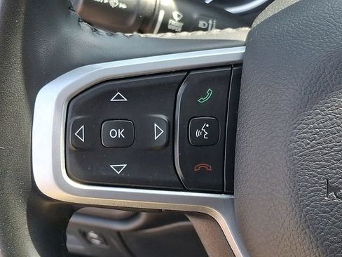 Used 2022 RAM 1500 Big Horn AWD/4WD image 22