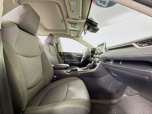 Used 2023 Toyota RAV4 XLE w/ Convenience Package image 25