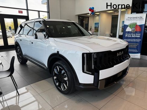 New 2027 Kia Telluride S image 2