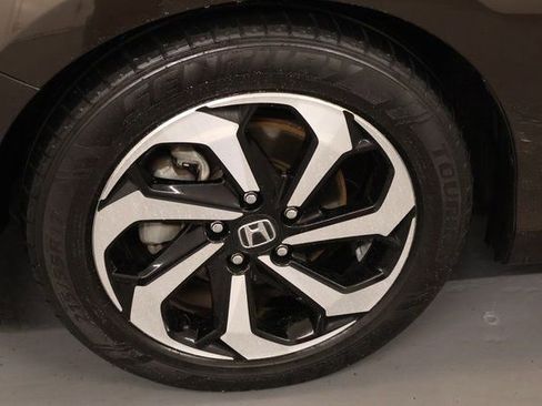 Used 2016 Honda Accord EX-L image 8