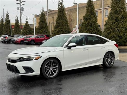 Certified 2023 Honda Civic Touring image 7